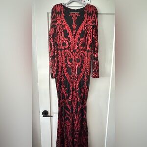 Stunning Red and Black Long Sleeve Dress